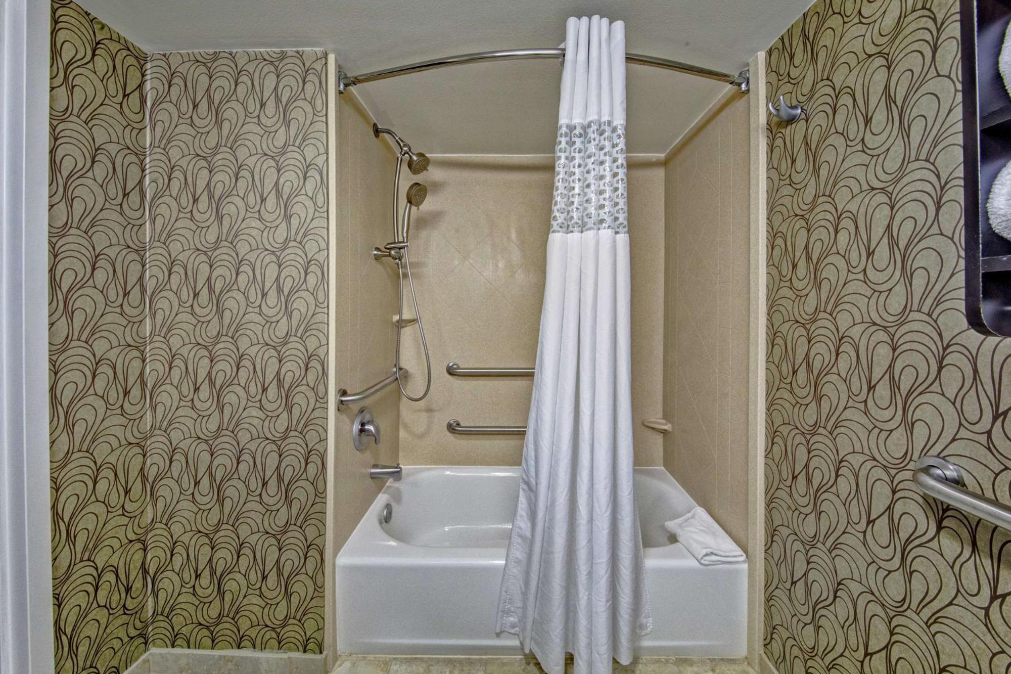 Hampton Inn Tullahoma מראה חיצוני תמונה