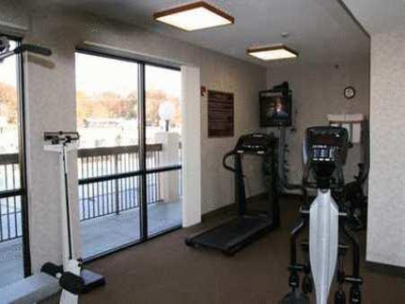 Hampton Inn Tullahoma מראה חיצוני תמונה